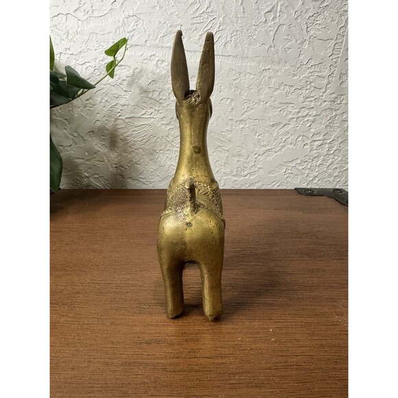 Vintage Brass Donkey Paperweight MCM Etched Details - Picture 5 of 9